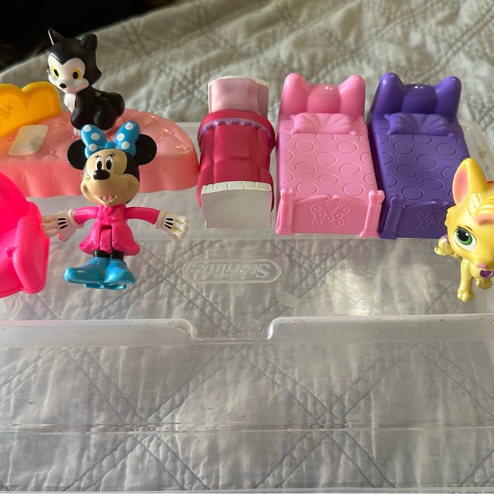 Disney Figurines with Disney Furniture